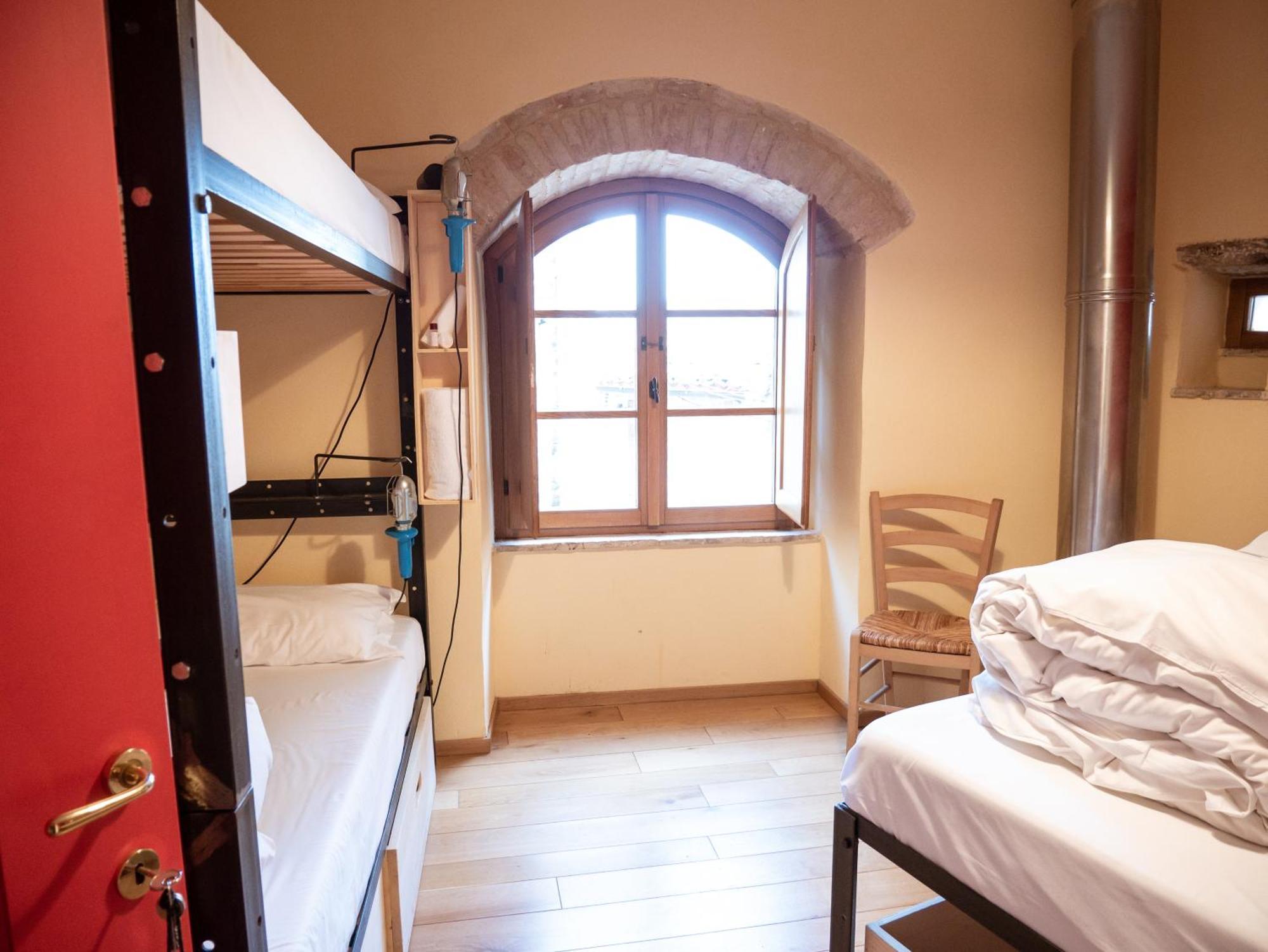 Ostello Bello Assisi Bevagna Ngoại thất bức ảnh