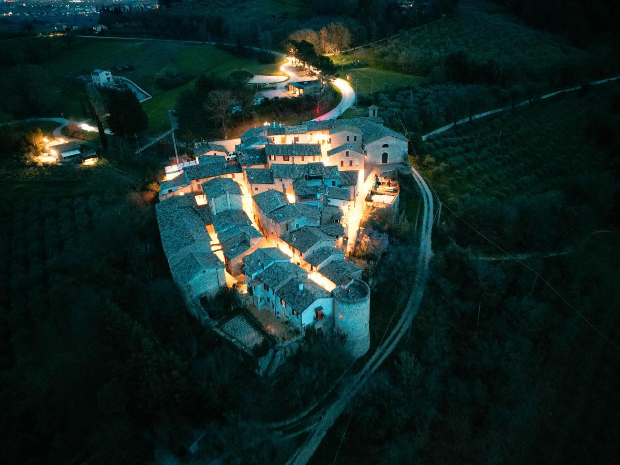 Ostello Bello Assisi Bevagna Ngoại thất bức ảnh